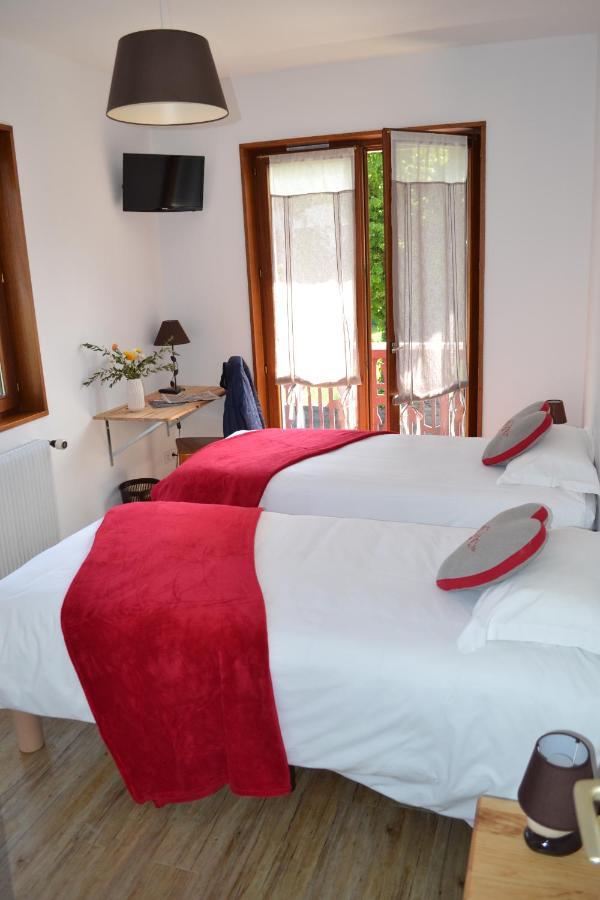 Hotel L'Echo Des Montagnes Armoy Esterno foto