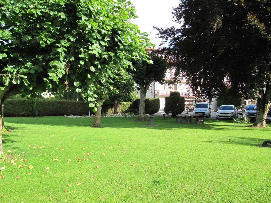 Hotel L'Echo Des Montagnes Armoy Esterno foto